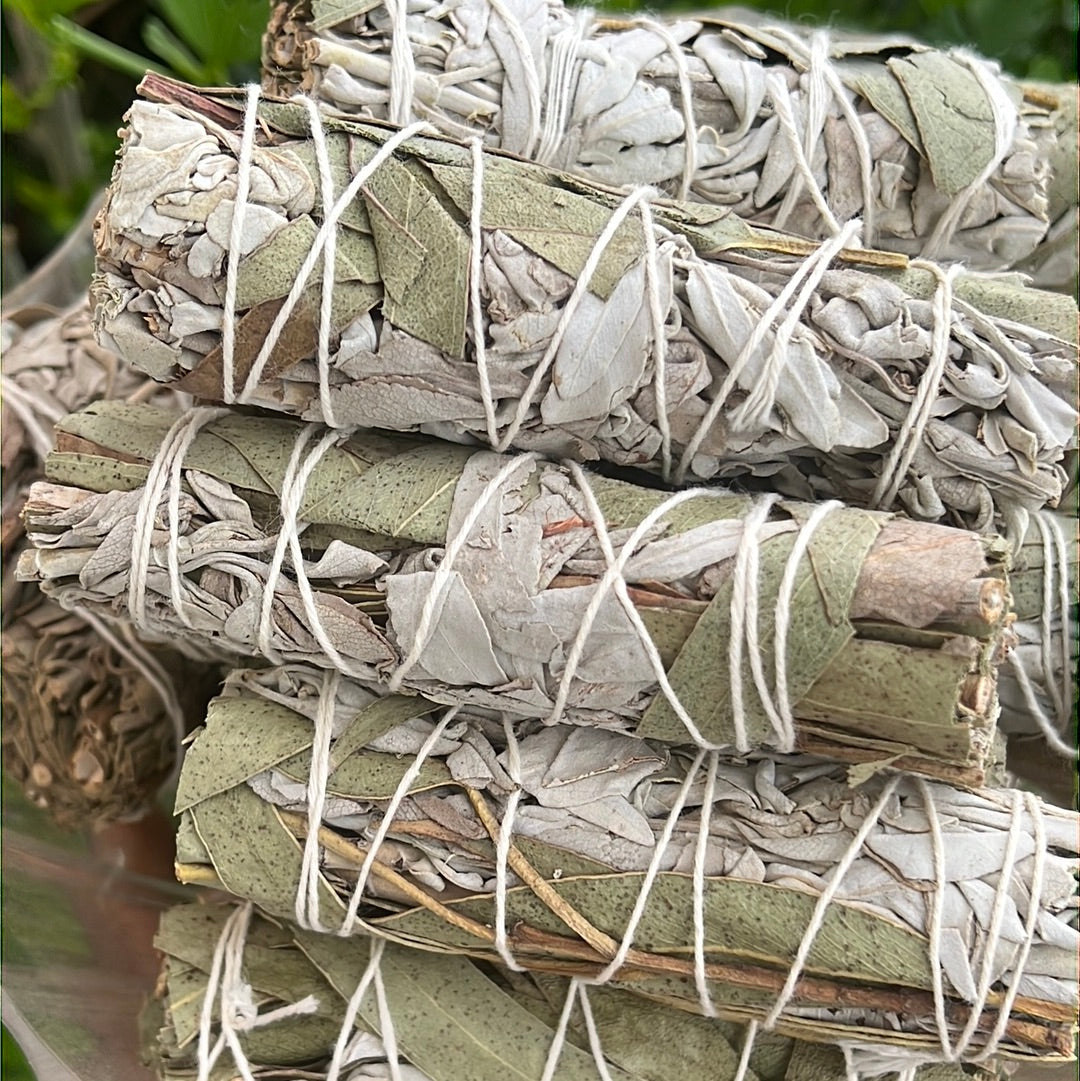 Eucalyptus & White Sage Smudge Bundle