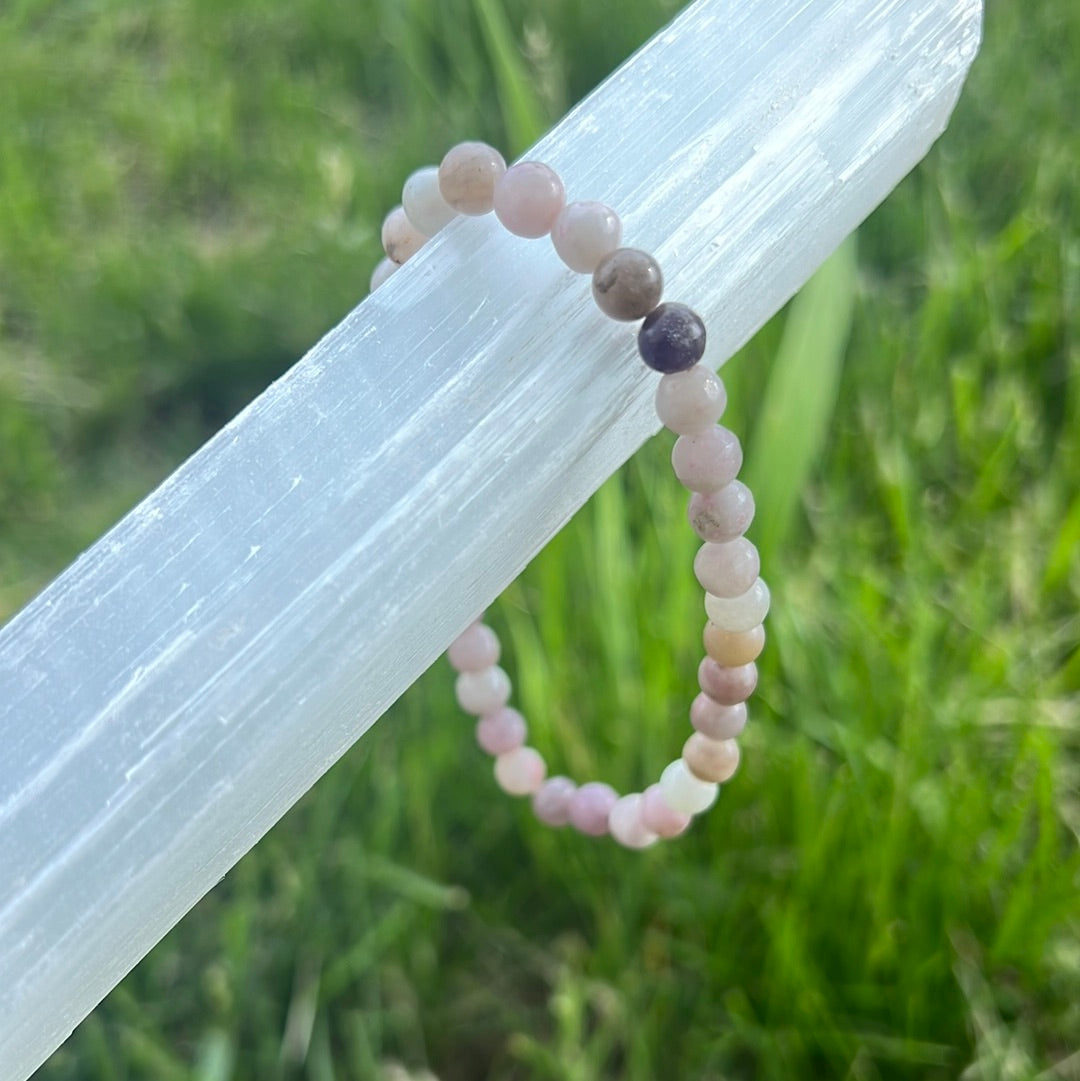 Lilac Mica Stone Bracelet