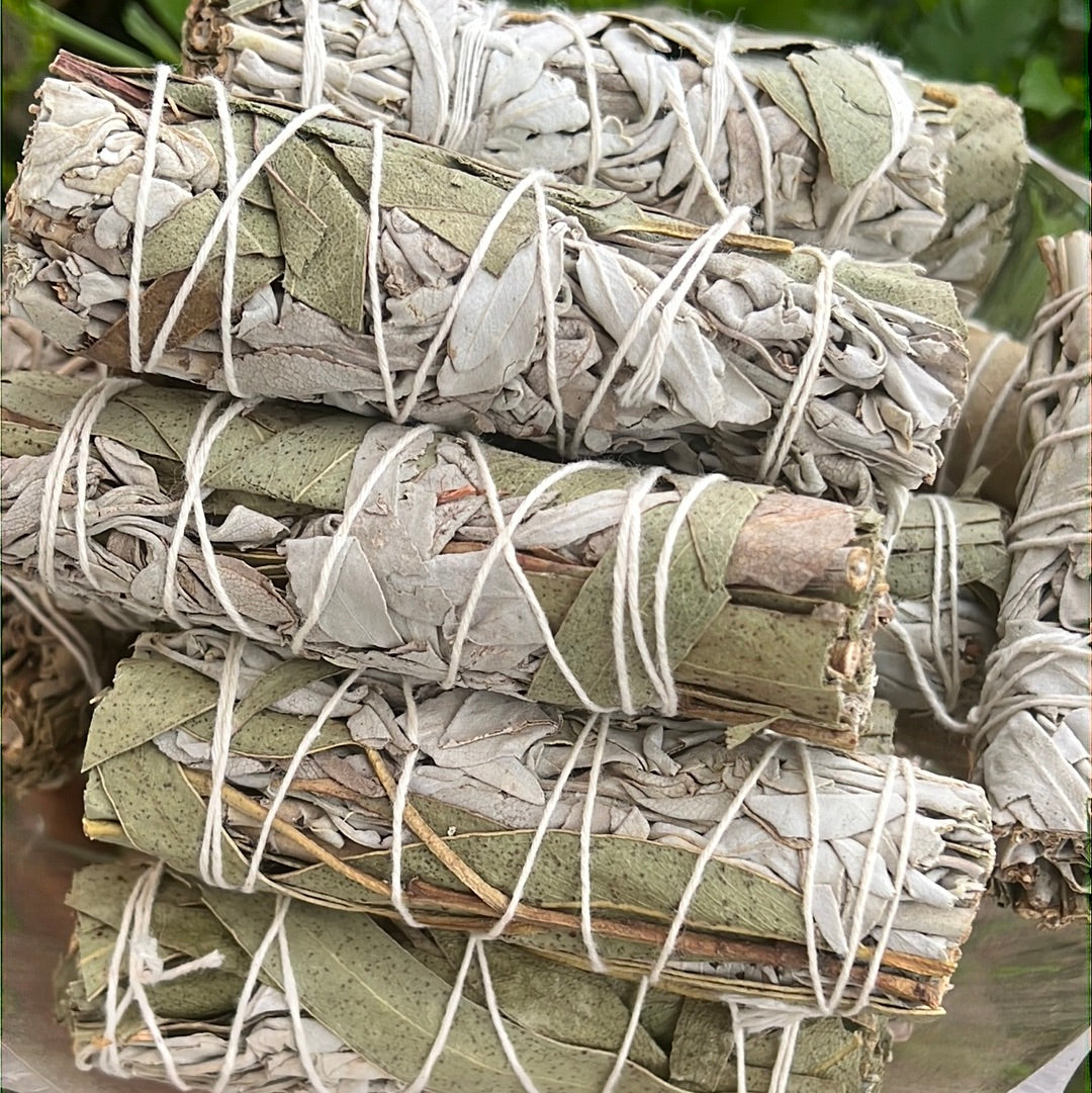 Eucalyptus & White Sage Smudge Bundle