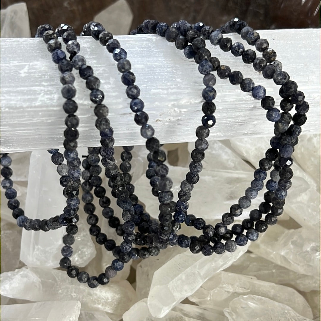 Sapphire beads bracelets