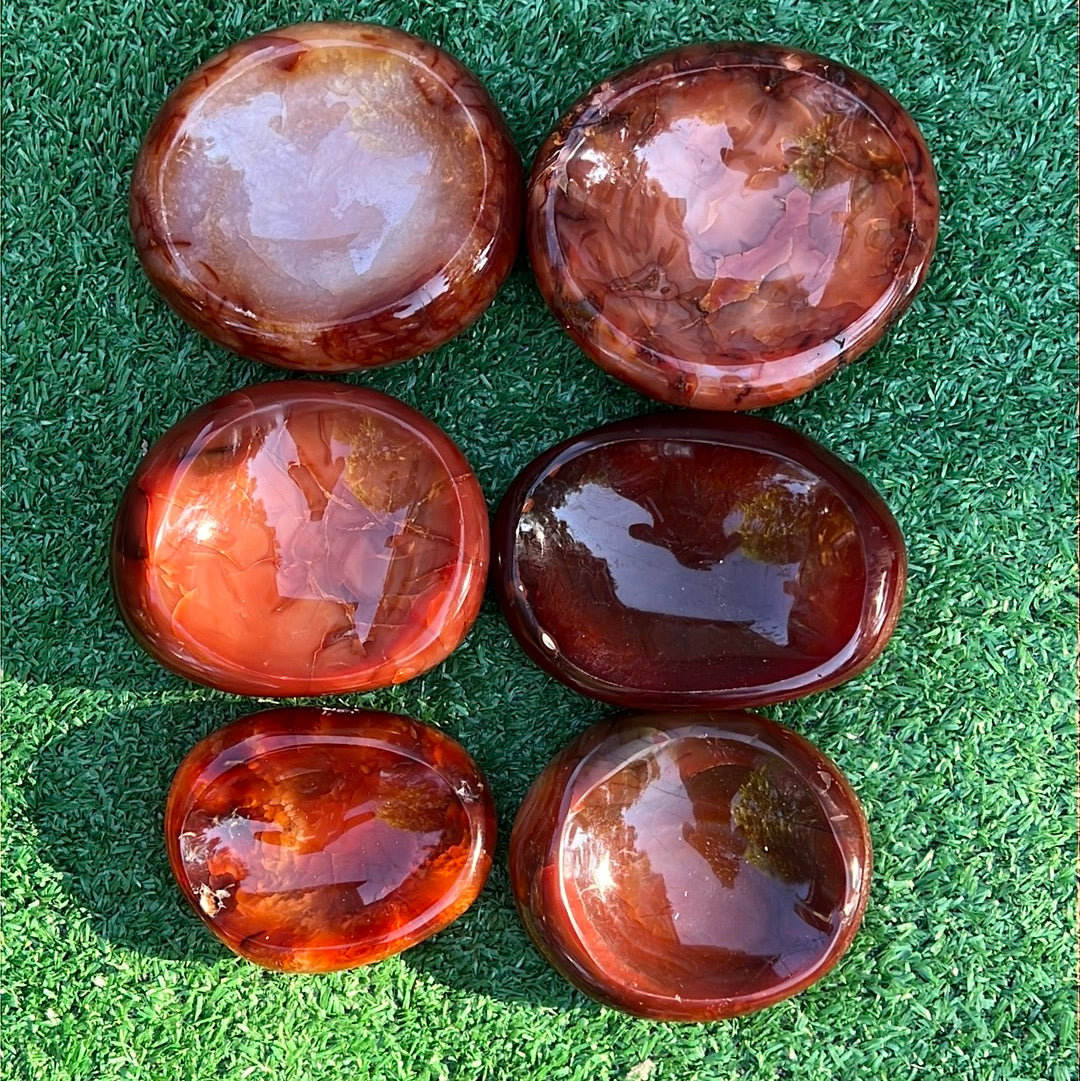 Carnelian crystal Bowl - Deep color