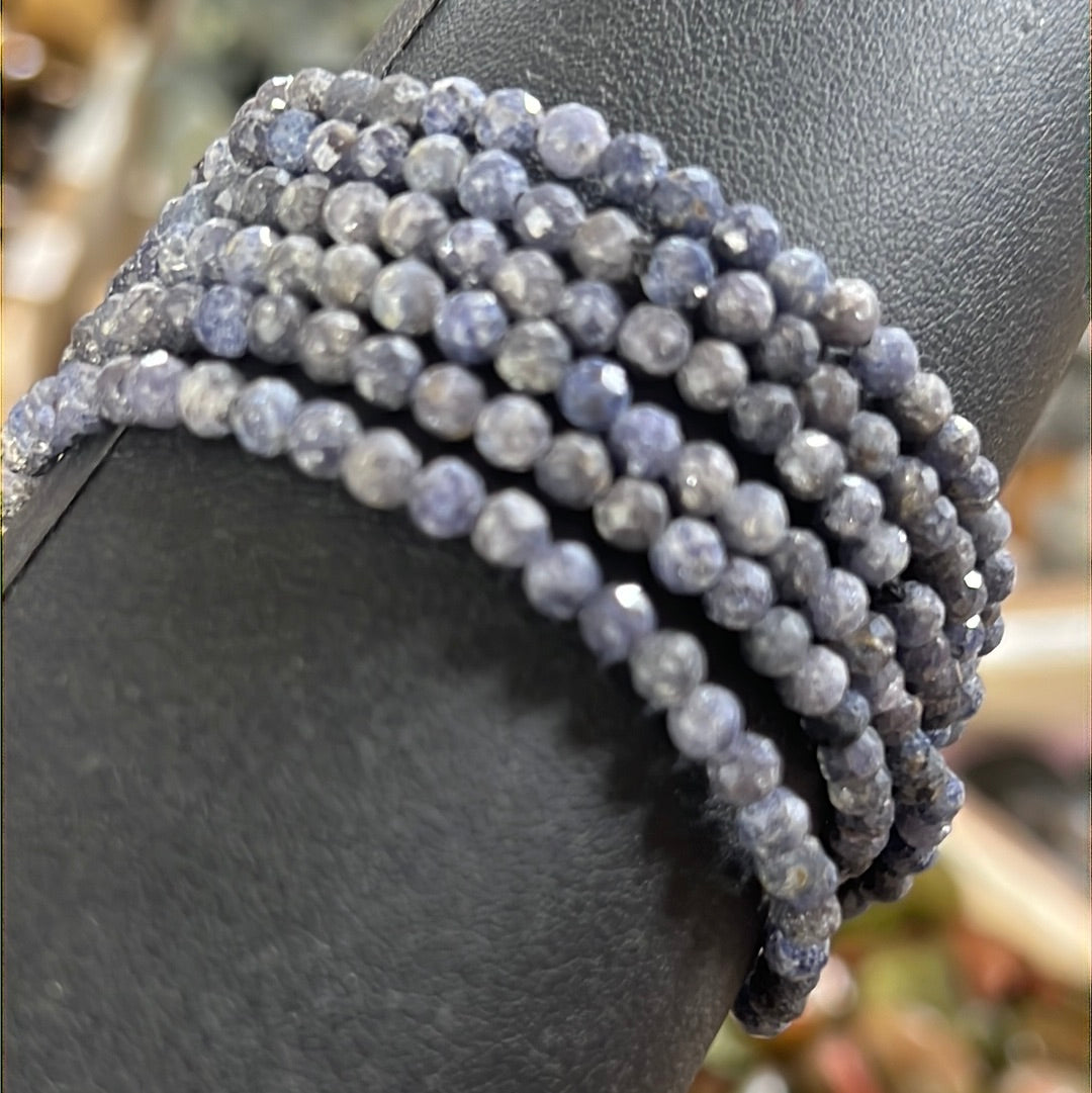 Sapphire beads bracelets