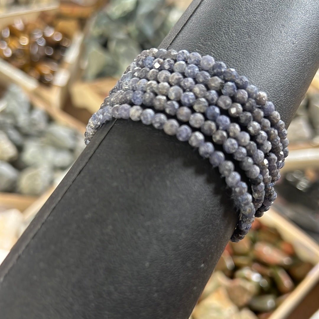 Sapphire beads bracelets