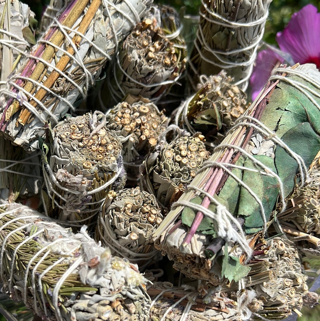 White sage smudge mixed with 7 Herbs