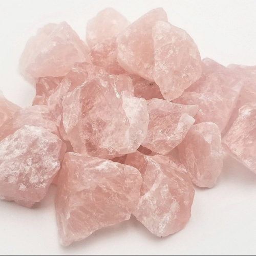 Raw rose quartz stone